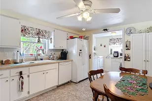 11114 White Oak Ln, Port Richey, FL 34668 - Photo 26