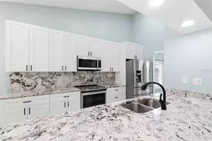 11421 Glenmont Dr, Tampa, FL 33635 - Photo 10