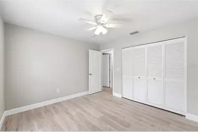 11421 Glenmont Drive, Tampa, FL 33635 - Photo 32