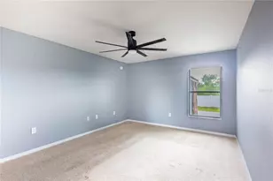 6517 Bayston Hill Pl, Zephyrhills, FL 33541 - Photo 10