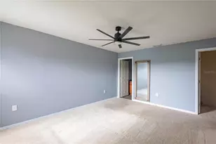 6517 Bayston Hill Pl, Zephyrhills, FL 33541 - Photo 12