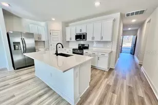 1497 Laredo Ave, Spring Hill, FL 34608 - Photo 6