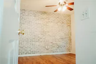 3229 Dunstable Dr, Land O Lakes, FL 34638 - Photo 10