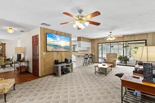 10700 Luscombe Ct, New Port Richey, FL 34654 - Photo 12