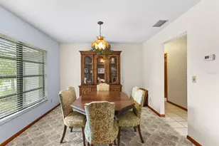 10700 Luscombe Ct, New Port Richey, FL 34654 - Photo 18