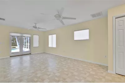 7250 Madrid Road, Weeki Wachee, FL 34613 - Photo 26