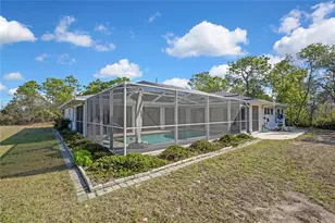 7250 Madrid Rd, Weeki Wachee, FL 34613 - Photo 36