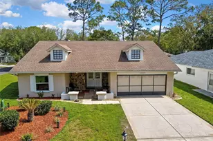 6433 Lost Tree Ln, Spring Hill, FL 34606 - Photo 2