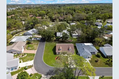 6433 Lost Tree Lane, Spring Hill, FL 34606 - Photo 10