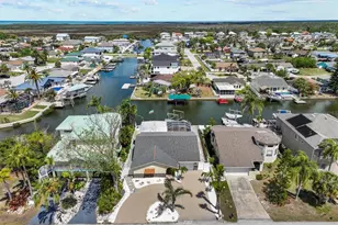 7239 Southwind Dr, Hudson, FL 34667 - Photo 4