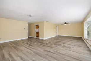 9947 Grove Dr, New Port Richey, FL 34654 - Photo 6