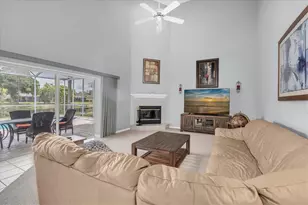 2487 Saddlewood Ln, Palm Harbor, FL 34685 - Photo 12