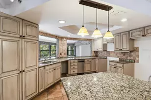 8464 Delaware Dr, Spring Hill, FL 34607 - Photo 16