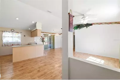 13039 Kittiwake Road, Weeki Wachee, FL 34614 - Photo 4