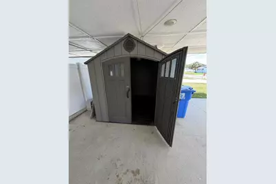 3500 Overlook Drive NE, Saint Petersburg, FL 33703 - Photo 18