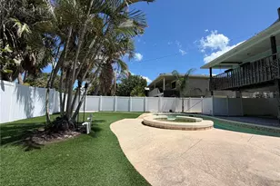 3500 Overlook Dr NE, Saint Petersburg, FL 33703 - Photo 4