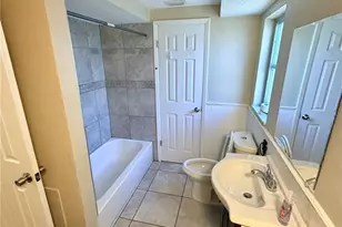 10019 Sleepy Hollow Ln, Port Richey, FL 34668 - Photo 4