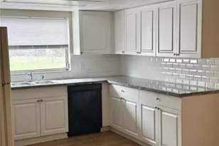 10019 Sleepy Hollow Ln, Port Richey, FL 34668 - Photo 2