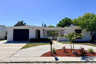 10019 Sleepy Hollow Ln, Port Richey, FL 34668 - Photo 1