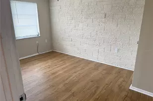 10019 Sleepy Hollow Ln, Port Richey, FL 34668 - Photo 6