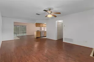 5121 Springwood Rd, Spring Hill, FL 34609 - Photo 10