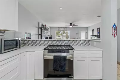 7705 Jackson Springs Road, Tampa, FL 33615 - Photo 12