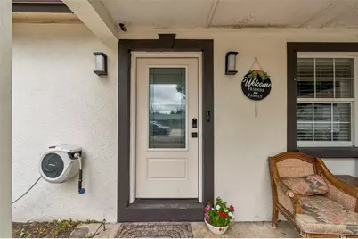7705 Jackson Springs Road, Tampa, FL 33615 - Photo 4