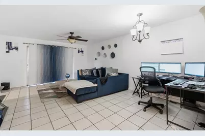 6340 Newtown Circle #40A2, Tampa, FL 33615 - Photo 10