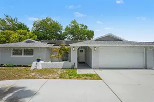 11828 Bingham Dr, Port Richey, FL 34668 - Photo 2