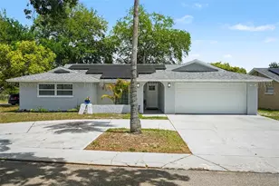 11828 Bingham Dr, Port Richey, FL 34668 - Photo 4