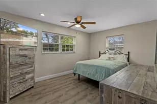 7367 Gates Cir, Spring Hill, FL 34606 - Photo 18