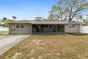 7367 Gates Cir, Spring Hill, FL 34606 - Photo 8