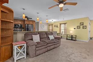 7367 Gates Cir, Spring Hill, FL 34606 - Photo 16