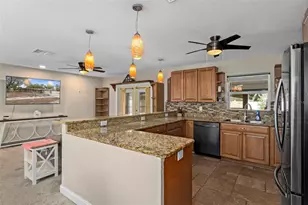 7367 Gates Cir, Spring Hill, FL 34606 - Photo 12