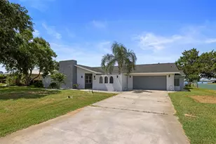 11930 W Bayshore Dr, Crystal River, FL 34429 - Photo 36