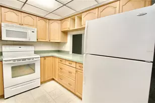 2101 Sunset Point Rd, Clearwater, FL 33765 - Photo 8