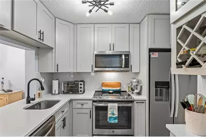 3232 Lake Pine Way #H2, Tarpon Springs, FL 34688 - Photo 12