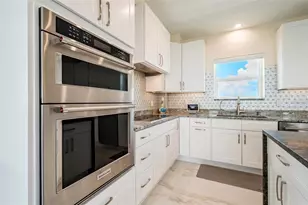 1365 Snell Isle Blvd NE, Saint Petersburg, FL 33704 - Photo 24