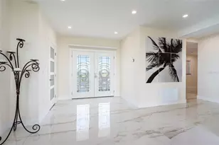 1365 Snell Isle Blvd NE, Saint Petersburg, FL 33704 - Photo 4