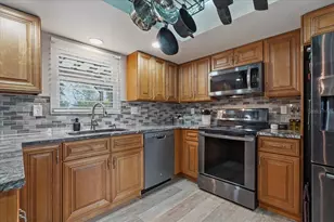 1314 Oleander Dr, Tarpon Springs, FL 34689 - Photo 22