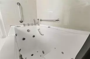 7131 Dell Rd, New Port Richey, FL 34653 - Photo 22