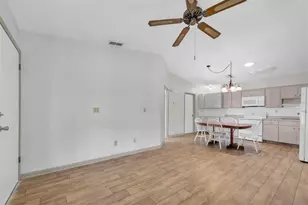 37730 Alissa Dr, Zephyrhills, FL 33542 - Photo 10