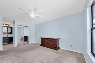 37730 Alissa Dr, Zephyrhills, FL 33542 - Photo 14