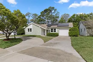 8501 Mill Creek Ln, Hudson, FL 34667 - Photo 2