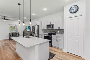 766 Marion Oaks Manor, Ocala, FL 34473 - Photo 8