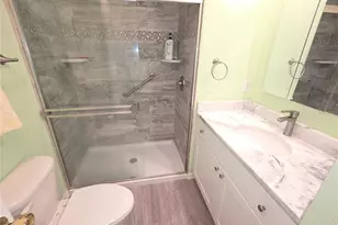 15682 Brookridge Blvd, Brooksville, FL 34613 - Photo 16