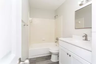 513 Fairways Cir, Ocala, FL 34472 - Photo 18