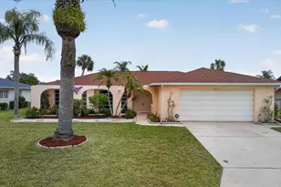 5110 Porpoise Pl, New Port Richey, FL 34652 - Photo 1