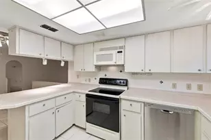 4101 Passport Ln, New Port Richey, FL 34653 - Photo 14