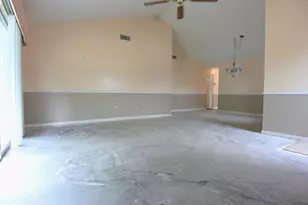2401 SW 20th Ct, Ocala, FL 34471 - Photo 10
